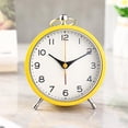 thumbnail image 1 of Reloj despertador analógico para mesitas de noche Reloj despertador retro para niños con luz nocturna Funciona con pilas Fácil de usar para dormitorio(amarillo), 1 of 4