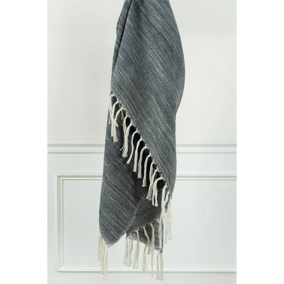 Rizzy Home Abstract 50"x60" Poly Pet Throw in Multi-Color in Blacks