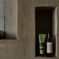 thumbnail image 4 of Exfoliante corporal Aesop con hoja de geranio, 180 ml, vegano, sin parabenos, 4 of 6