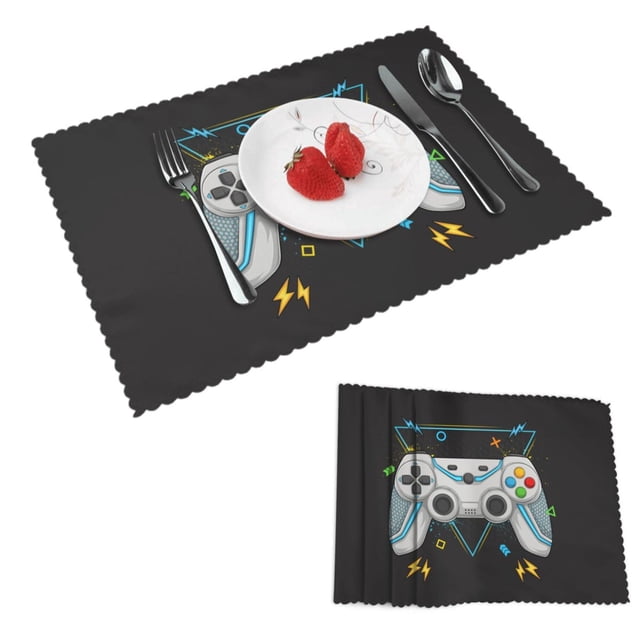 DouZhe Ensemble de 4 Sets de Table en Polyester, Motif de Manette de Jeux Amusants, Résistants à la Chaleur pour Table à Manger, 12 Pouces x 18 Pouces