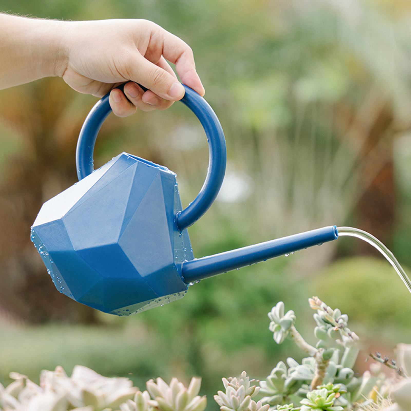 Arrosoir De Jardin 1.5 Litres Avec Long Bec - Pour Fleurs, Plantes D'Intérieur Et Extérieur - Léger Et Pratique