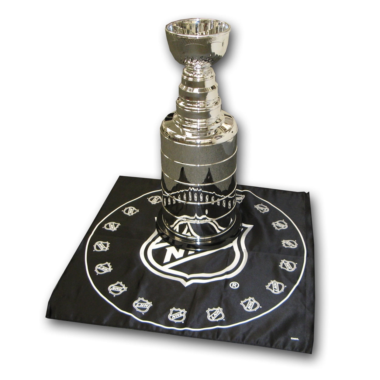 UPI NHL NONE 24IN REPLICA STANLEY CUP DS COLFIG