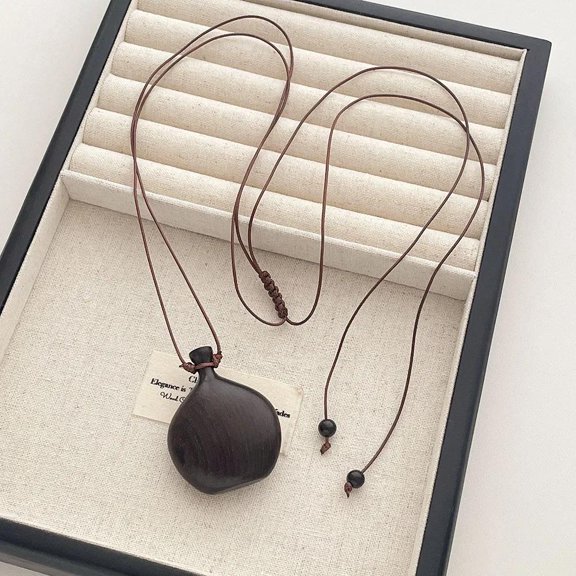 Brown Black Color Wood Flagon Long Pendant Necklaces Adjustable Rope Chain Chokers For Women Birthday Gift