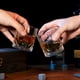 thumbnail image 5 of Juego de piedras de cristal para whisky con pinzas, regalos únicos para novio, hermano, marido, aniversario de cumpleaños, 5 of 8