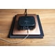 thumbnail image 2 of Despertador de carga Brandstand CubieTrio con Qi Wireless, 2 of 6