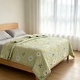 thumbnail image 3 of Lypsnake Summer Cool Quilt, Lightweight Floral Printed Summer Comforter, Soft Breathable Quilted Blanket with Daisy Pattern for Bedroom Couch Year-Round Comfort, 3 of 6