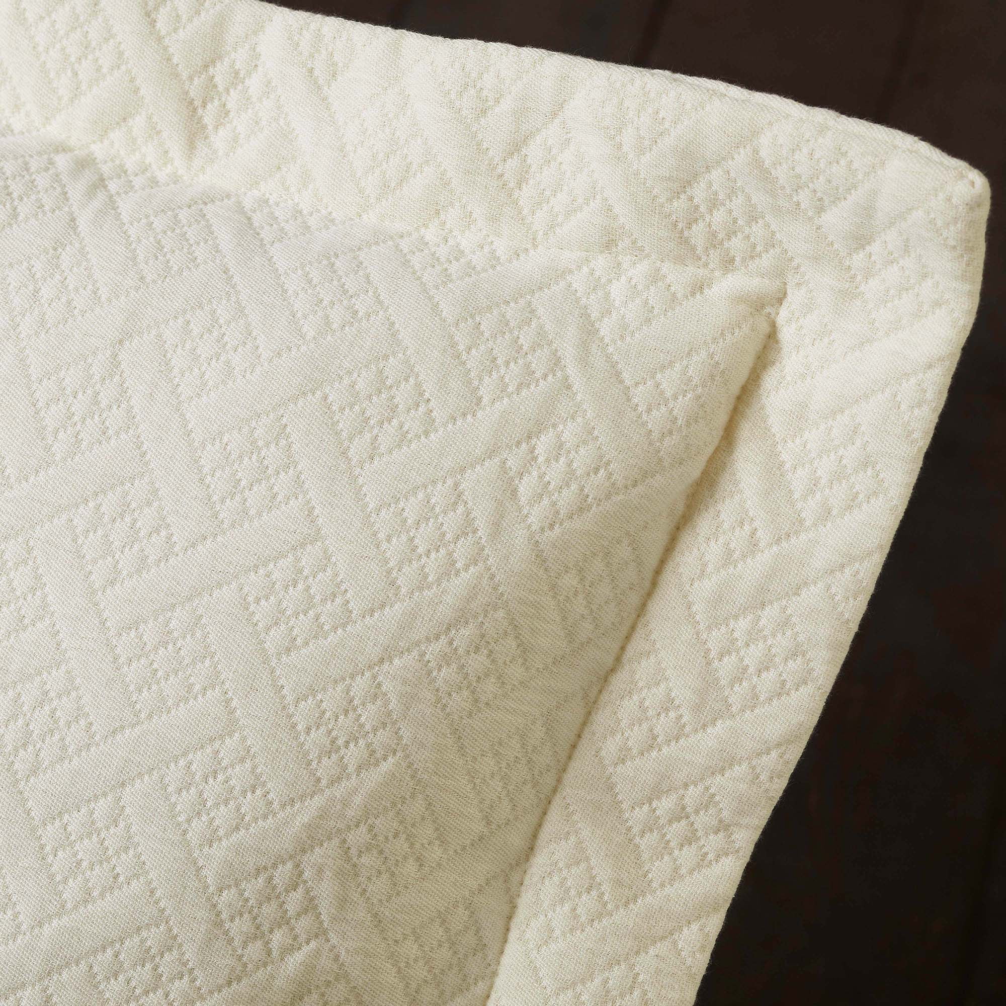 Superior Basket Weave 2 Piece Decorative Cotton Bedspread, Lightweight Bedding Set, Twin Size, Ivory