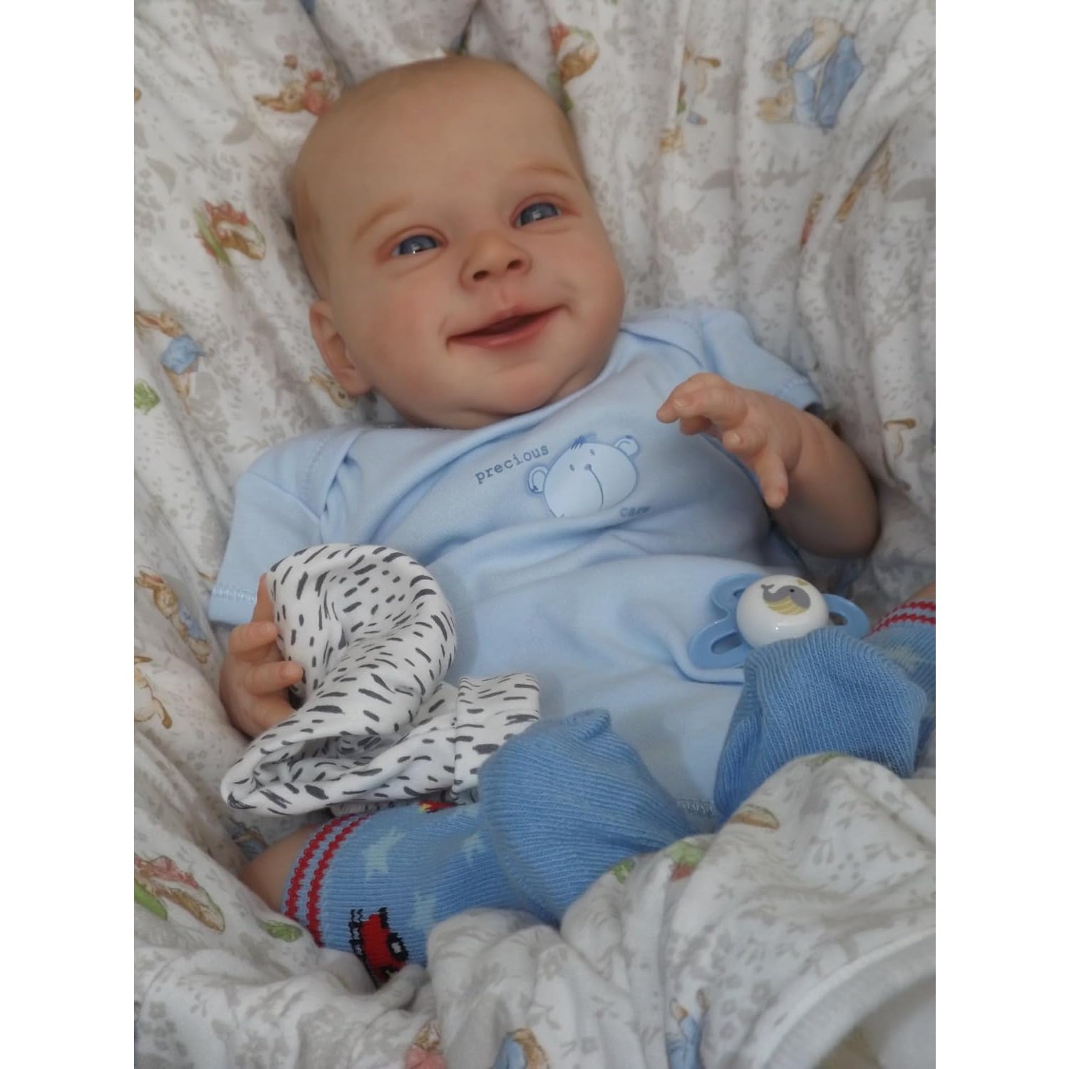 Lovely Real Look Reborn Baby Doll 19inch 48cm Silicone Baby Doll Realistic Painted Hair Newborn Doll Cloth Body Baby Doll Toy for Ages 3+