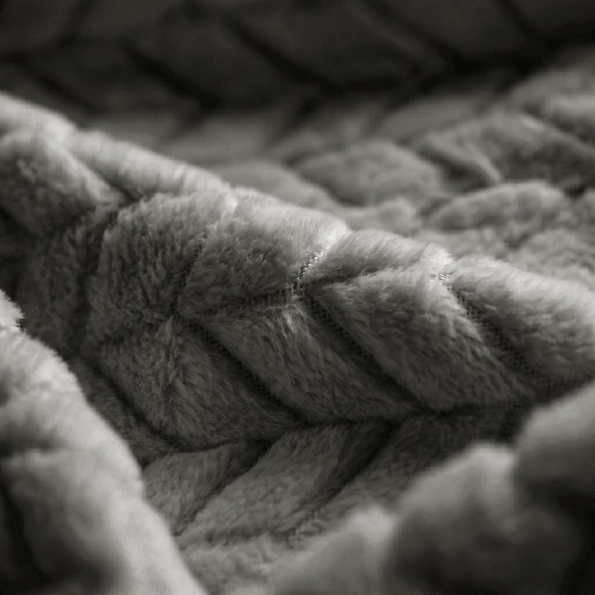 Superior Hope Herringbone Fluffy Fleece Blanket, King Size, Charcoal