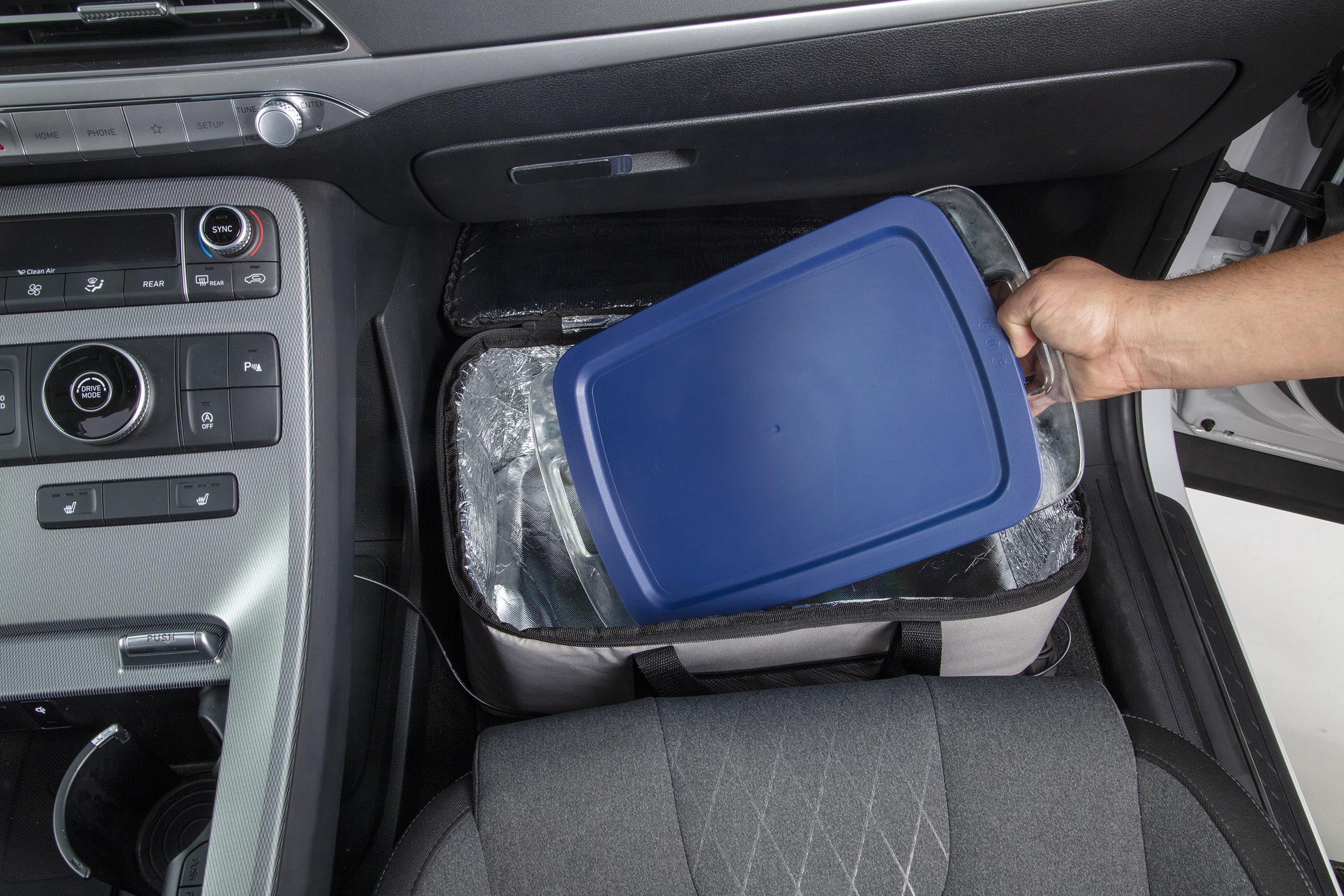 Type S Car Go Pods Food Warming Bag with 18 qt Capacity