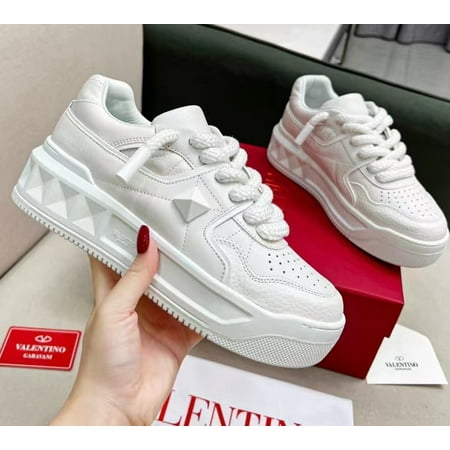 

Star Explosions 2023V White Shoes Women‘s Thick Sole Home 6cm Elevated Couple Casual Shoes Platform Bottom Transport