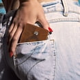 thumbnail image 2 of Titular de la tarjeta Tracker Protector Crédito de cuero Slim Cash Coin Funda portátil Llavero Portáil Bolsa de regalo TRABAJO DE ALOJORES ACCESORIOS MAÑOS Eigraketly HA009694-01B, 2 of 6