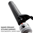 thumbnail image 3 of HOT TOOLS Pro Artist Nano Rizador/varita de cerámica | Para cabello liso y brillante (1-1/4” pulg.), 3 of 5