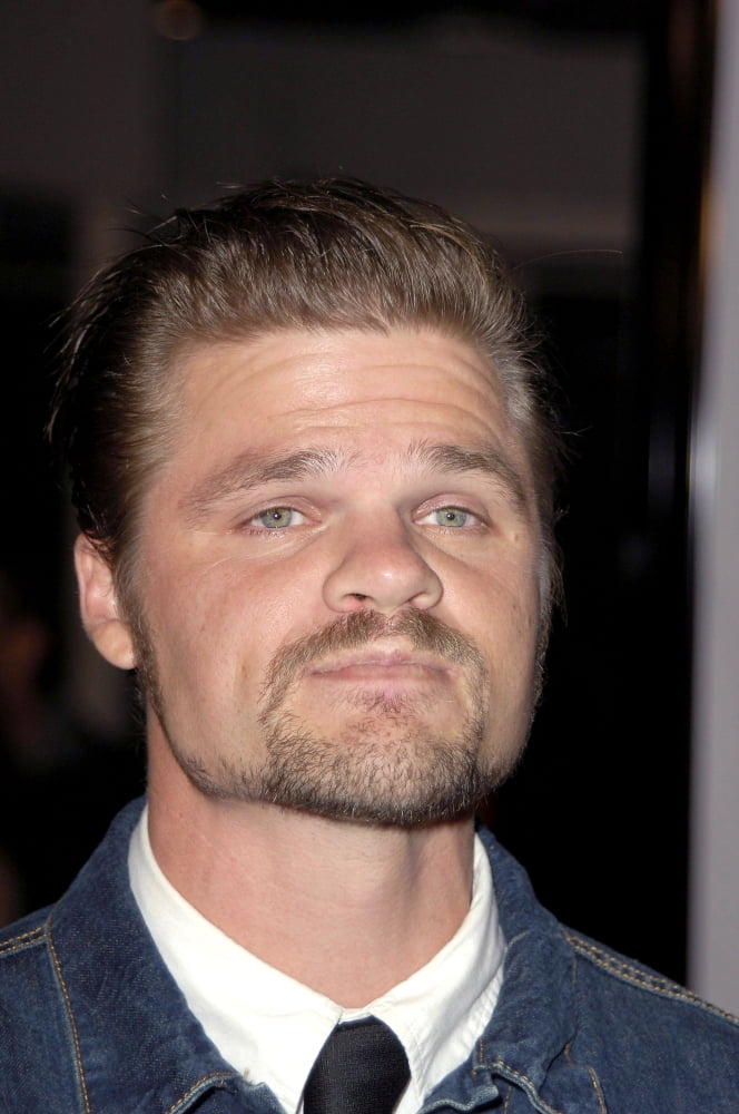 Evan Jones At Arrivals For Jarhead Premiere The Arclight Hollywood Cinema Los Angeles Ca October