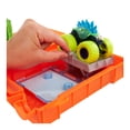thumbnail image 4 of Pista de Juguete Mattel Hot Wheels Acrobacias y Combustible, 4 of 6