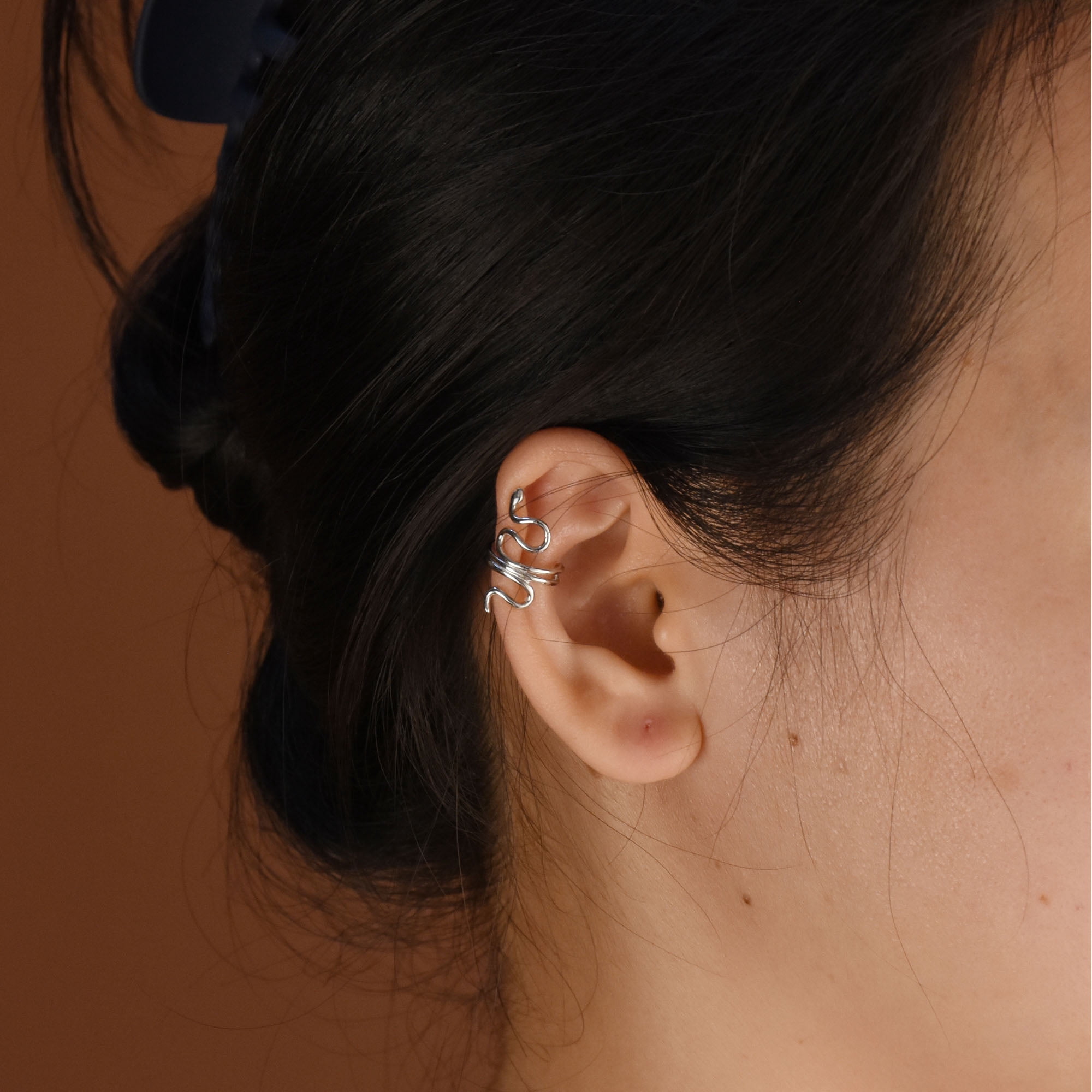 Helix Climber Crawler Snake Serpent Clip On Wrap Wire Cartilage