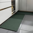 thumbnail image 3 of Alfombrilla de secado rápido para baño y cocina, construcción estriada con características antideslizantes que garantizan seguridad y comodidad en áreas de mucho tráfico, 3 of 5