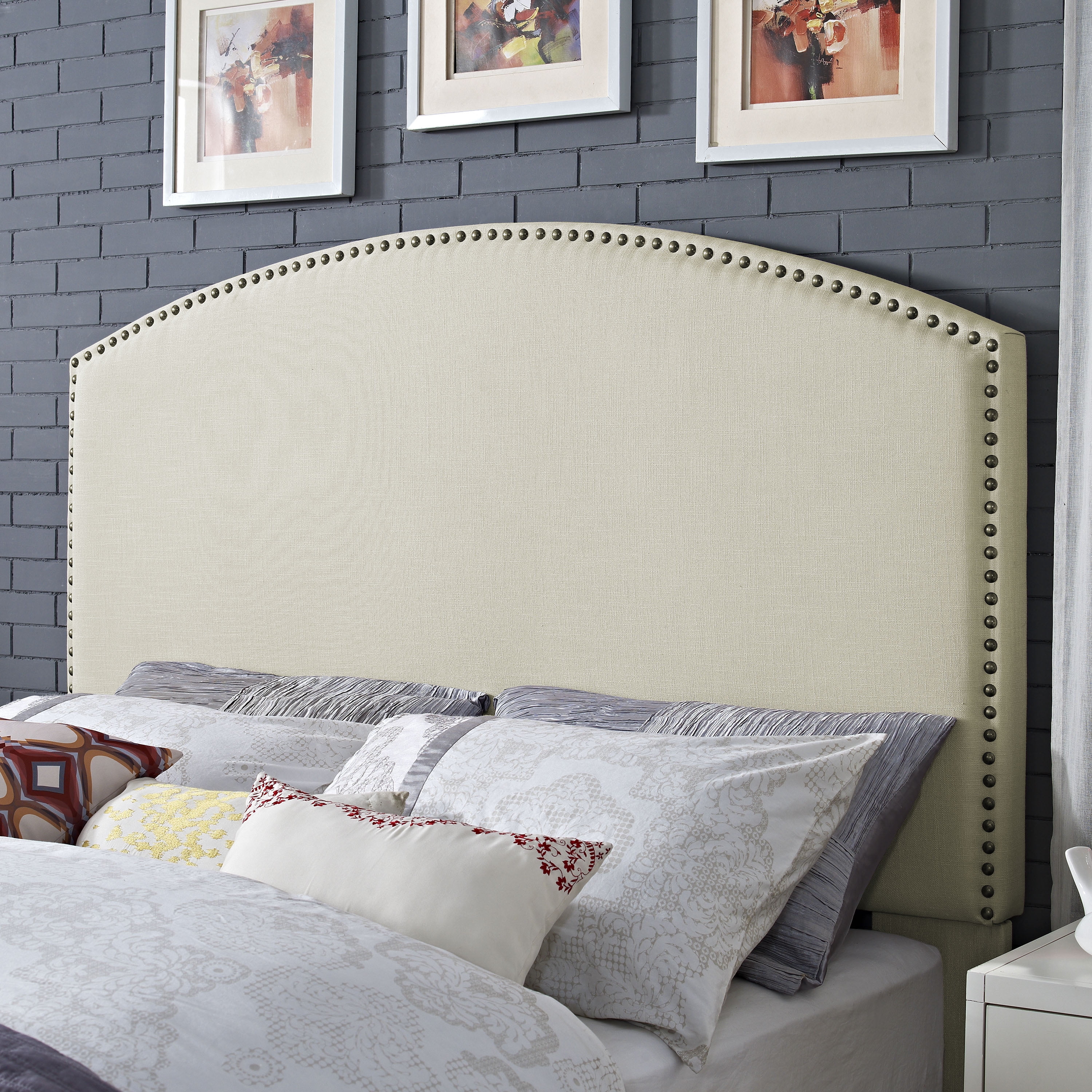 CASSIE CURVED UPHOLSTERED KING/CAL KING HEADBOARD IN CRÈME LINEN