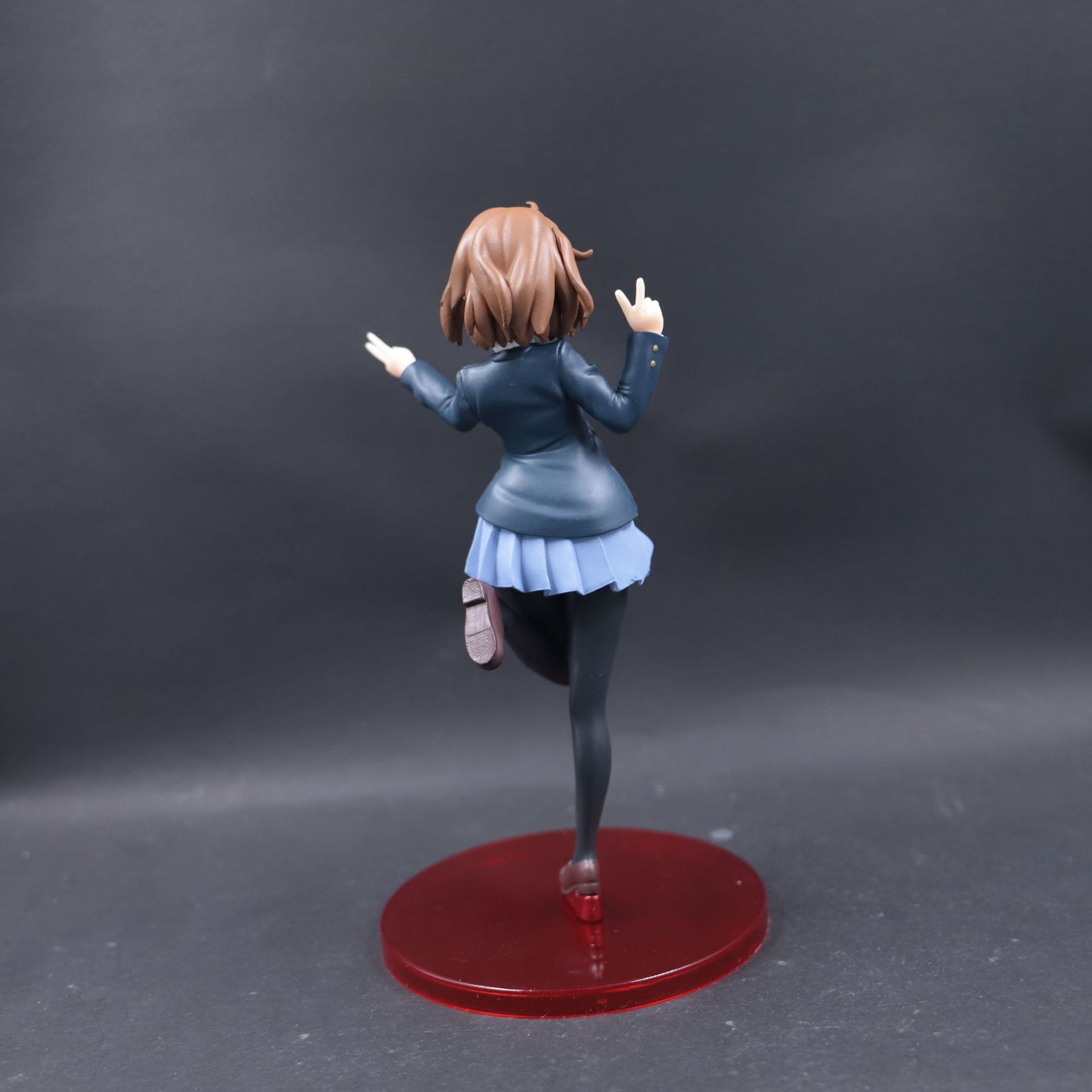 New K-ON! Hirasawa Yui (School Uniform Ver) Character Anime Model Statue Action Figures Desktop Ornament Popular Decorations Fan Souvenirs Creative Gift Collectable