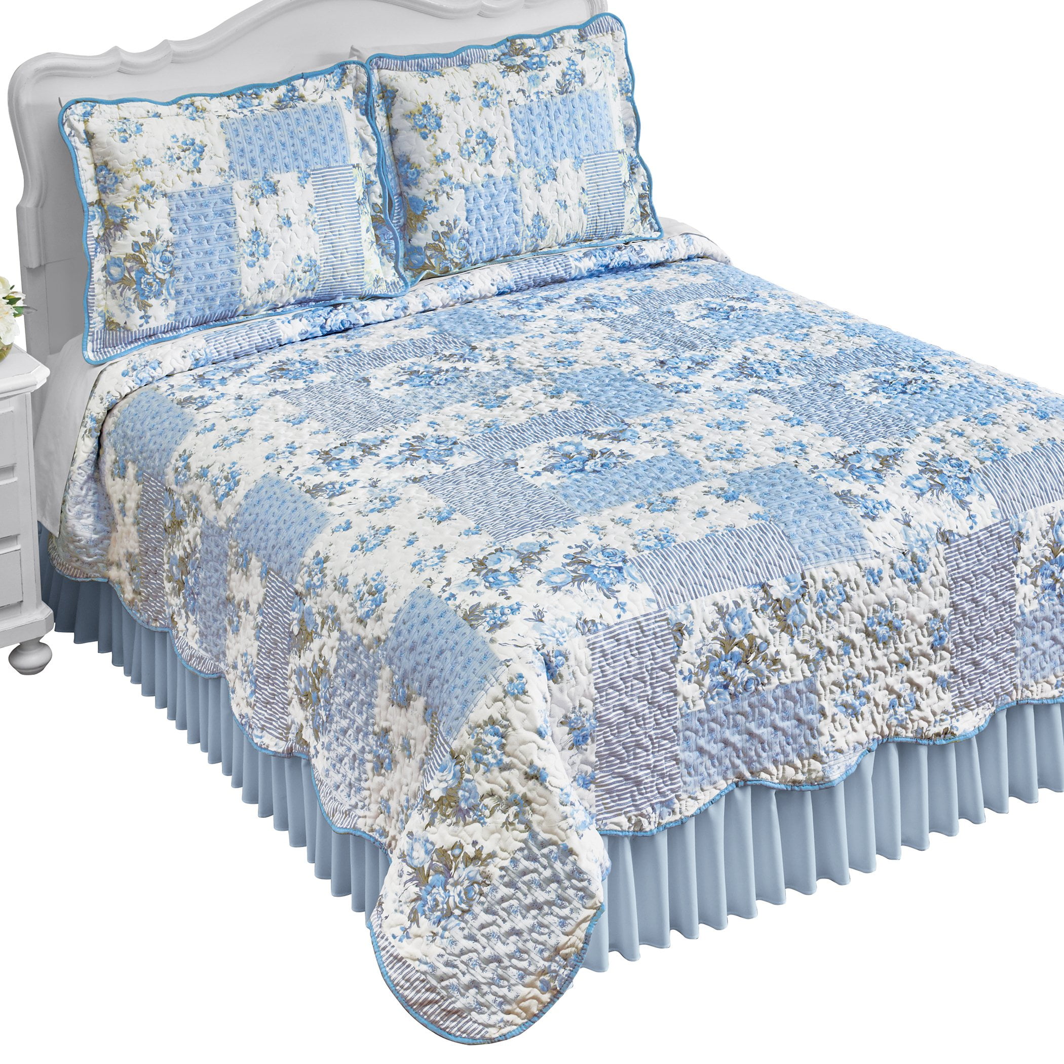 Blue Collections Etc Reversible Floral Quilt with Scalloped Edges and Two-Tone Design King