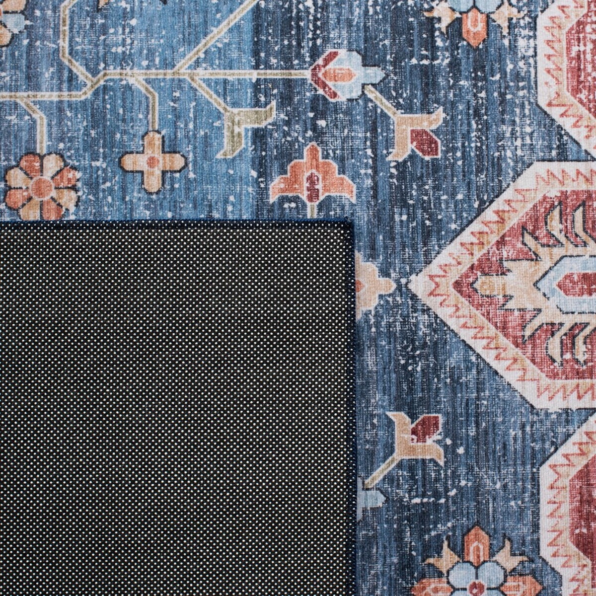 SAFAVIEH Tucson Salem Traditional Machine Washable Runner, 2'6" x 8', Blue/Rust