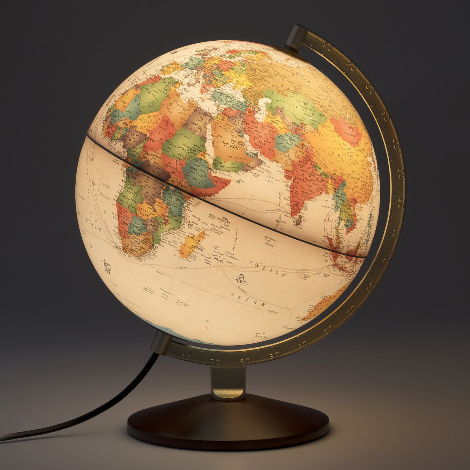 Diameter Illuminated Globe, Illuminated Globe Table Lamp Shade