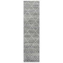 SAFAVIEH Kenya Rubye Diamond Runner Rug, Gray/Ivory, 2'3" x 9'