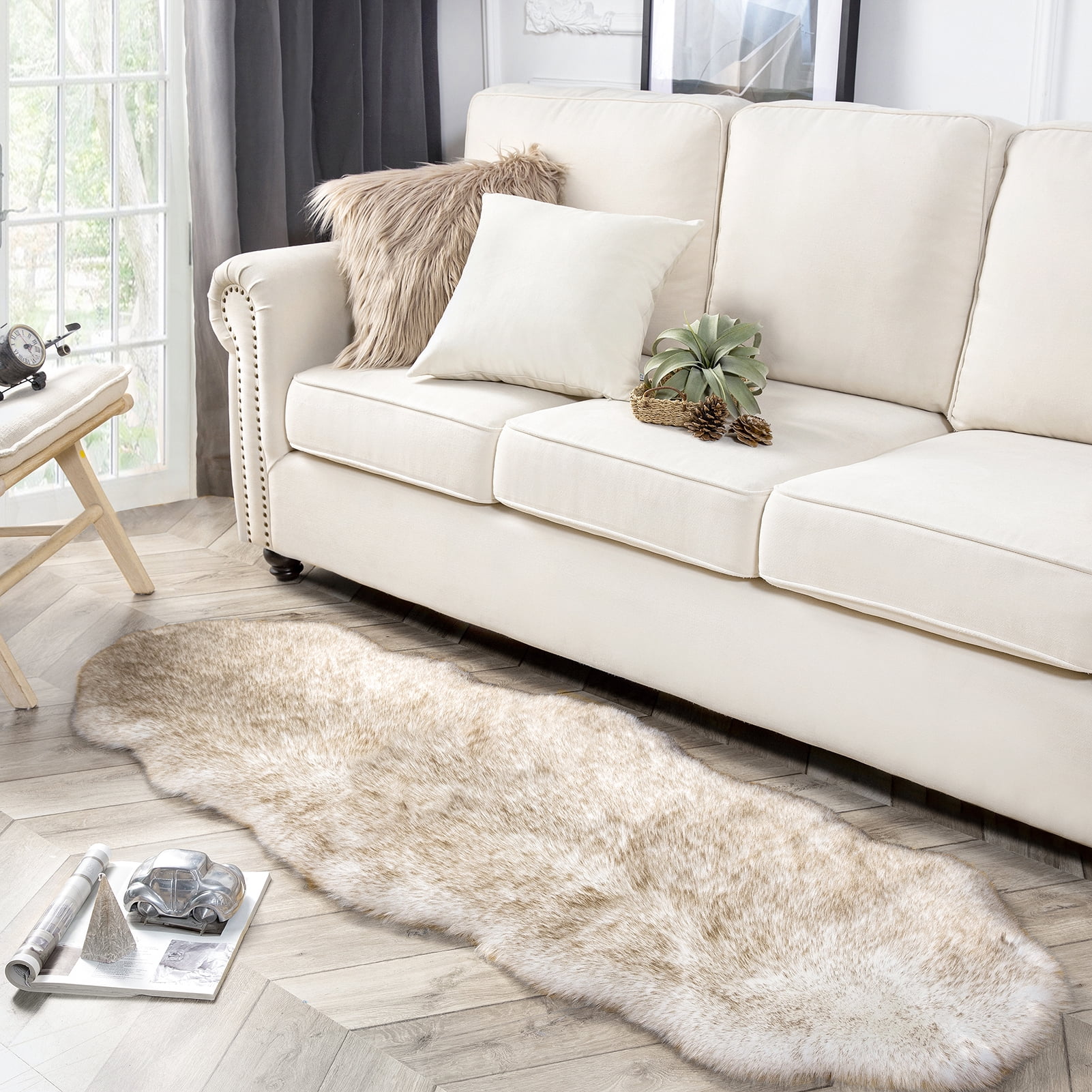 Phantoscope Ultra Soft Faux Fox Fur Light Brown, Indoor Area Rug, 2 x 6 ft, Irregular Shape