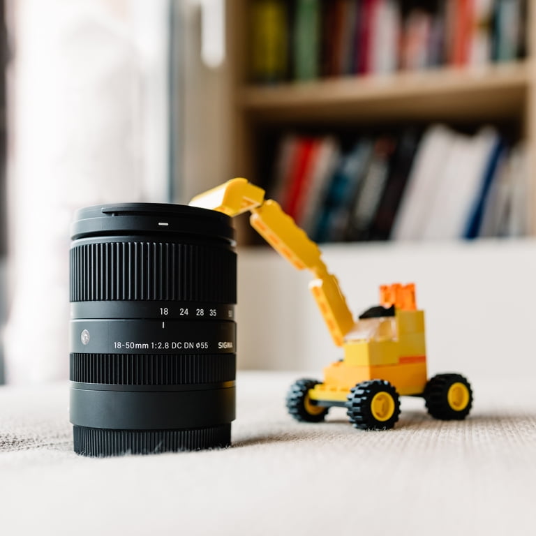 Sigma, APS-C Lens, 18-50mm f/2.8 DC DN, for Sony E-Mount - Walmart.com