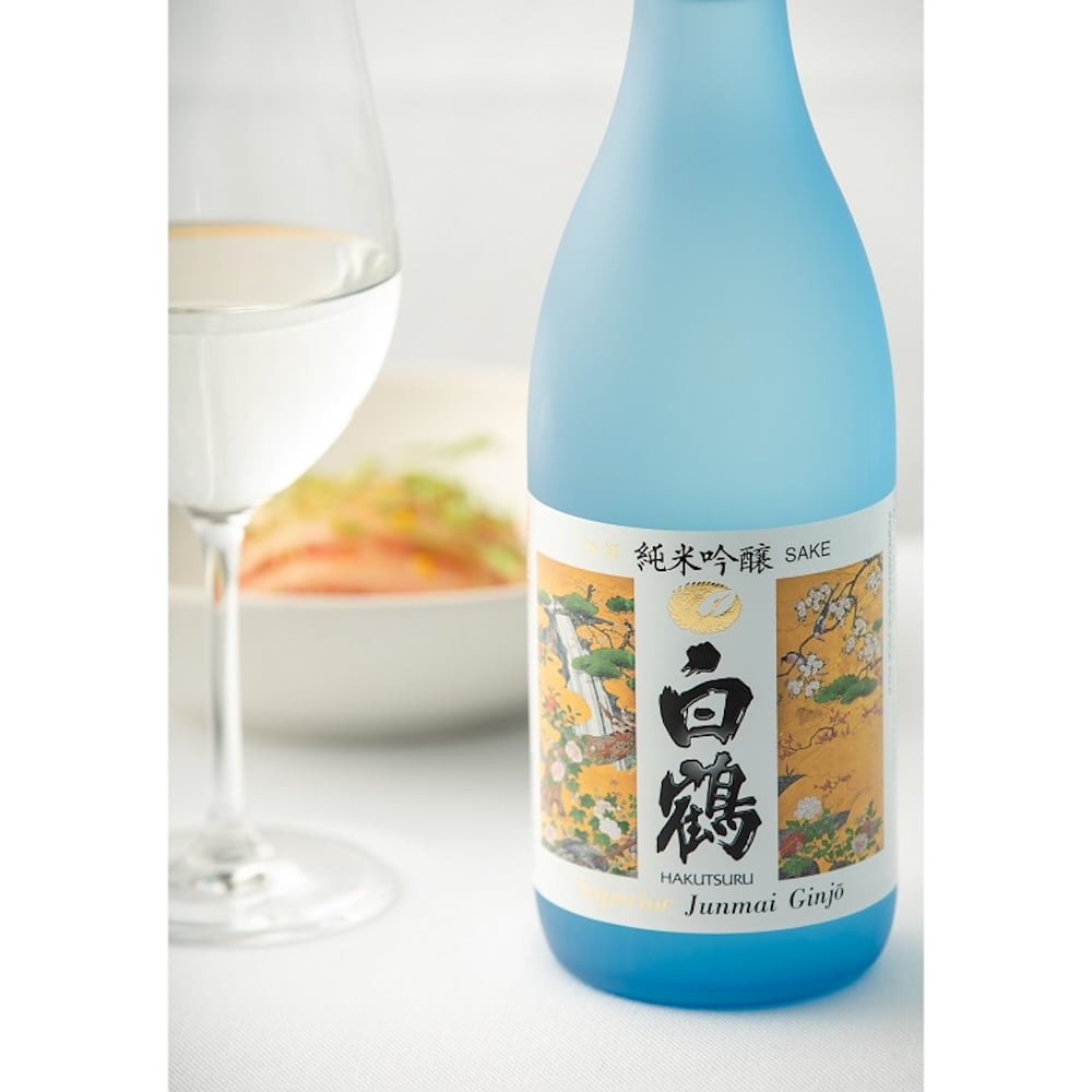 Hakutsuru Superior Junmai Ginjo Sake, 300 ml Bottle, 15% ABV