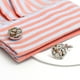 thumbnail image 3 of Diseño de mancuernillas para hombre en cobre plateado, 3 of 3