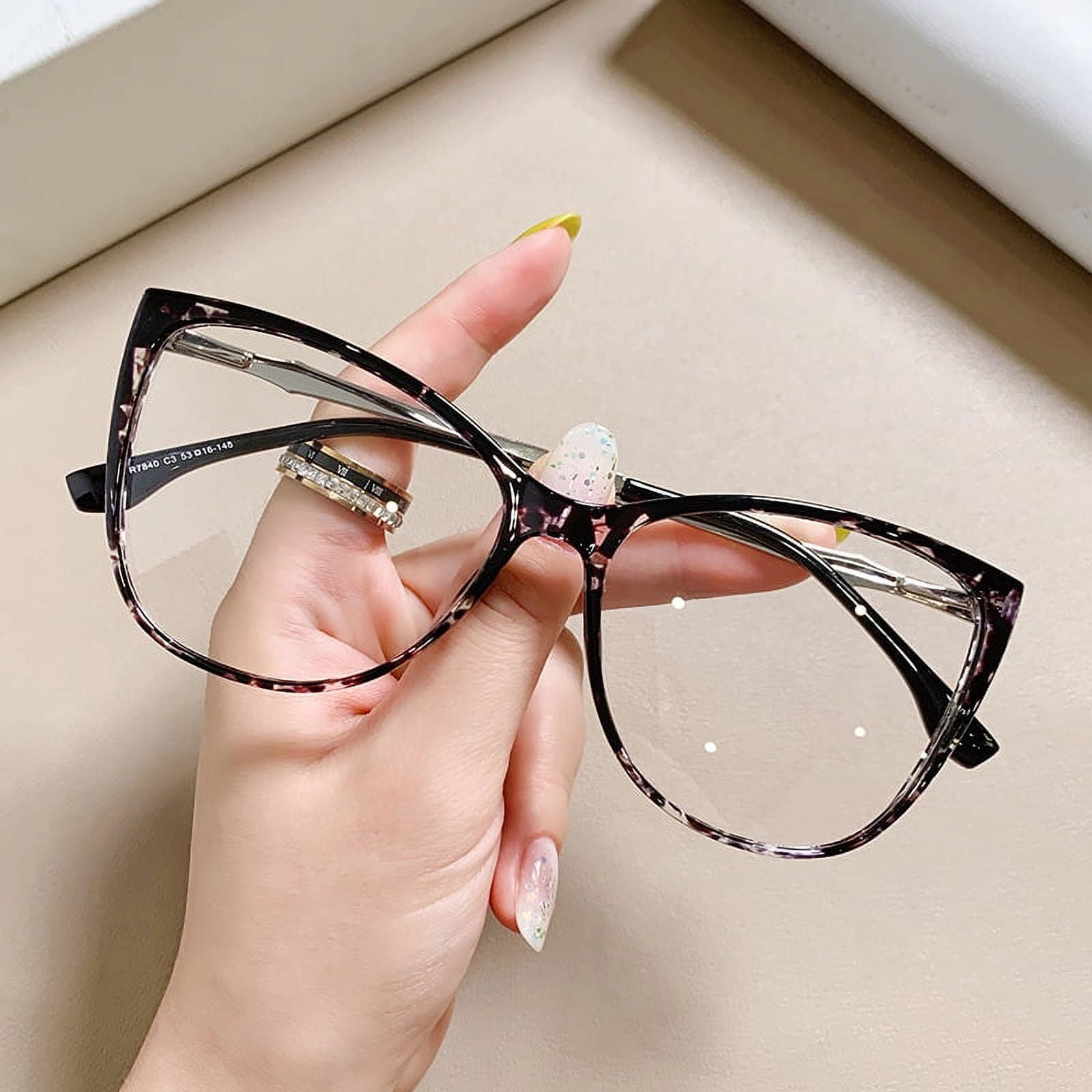 Eyeglasses Trends Stylish Eyeglasses 2017 Fashion Eyewear Trends - Main Image