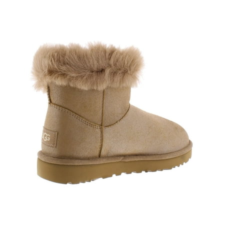 tan uggs with fur