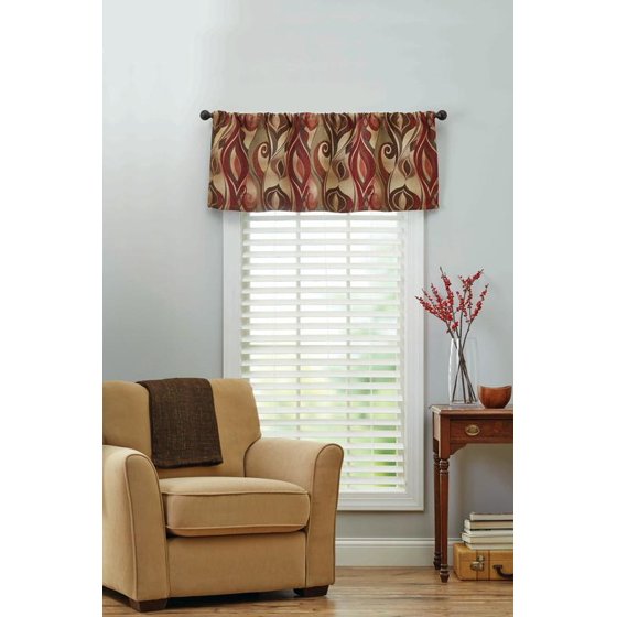 Better Homes and Gardens Valance