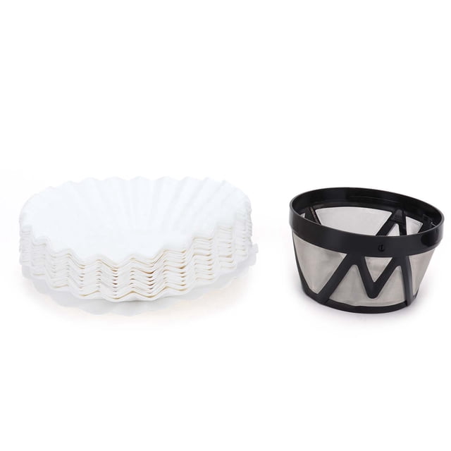cesta de filtro de café reutilizable con 100 filtros de papel de filtro de malla para cafetera Cesta reutilizable de Bling blingMX en vista frontal: cubo filtro con malla de acero inoxidable y borde de PP negro, tamaño aprox. 109x85x64 mm; junto a una pila de 100 filtros de papel blanco. Apto para Mr Coffee CGX20 y Morphy Richards 162010; la malla de acero separa los posos y a menudo se usa como repuesto compacto para cafeteras de viaje.