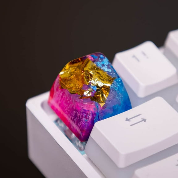 Golden Petri – Artisan Keycap (Bobakeys)
