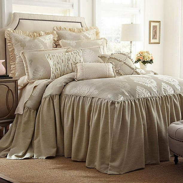 Austin Horn Classics Jacqueline King Bedspread In Cream Com Austin Horn Classics Jacqueline King, King Bedspread On Queen Bed
