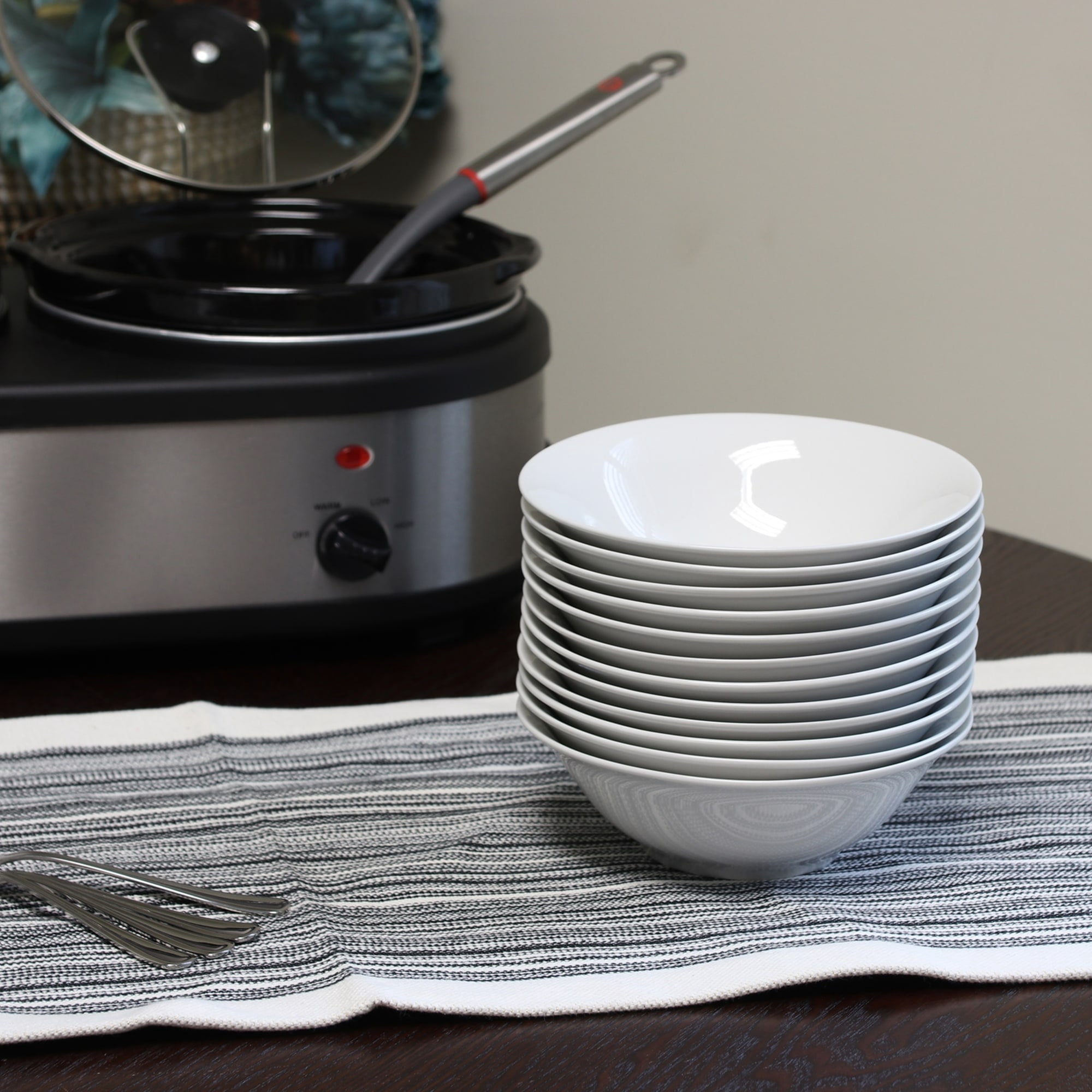 Gibson Home Noble Court 7 Inch Fine Ceramic Bowls in White 12 Piece Set