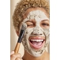 thumbnail image 4 of Mascarilla Facial The Body Shop Carbón Minimiza Poros 75 ml, 4 of 5