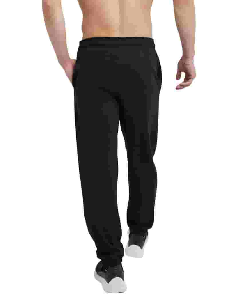 大人気新作 Champion Men's Sweatpants, Closed Bottom Jersey Active Pants Clothing