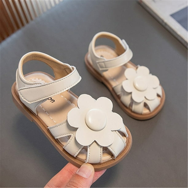 Girls hiking sandals 2025