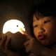 thumbnail image 2 of Luz nocturna infantil - Pollito bebé - Lámpara LED de silicona recargable por USB con control táctil (luz blanca), 2 of 5