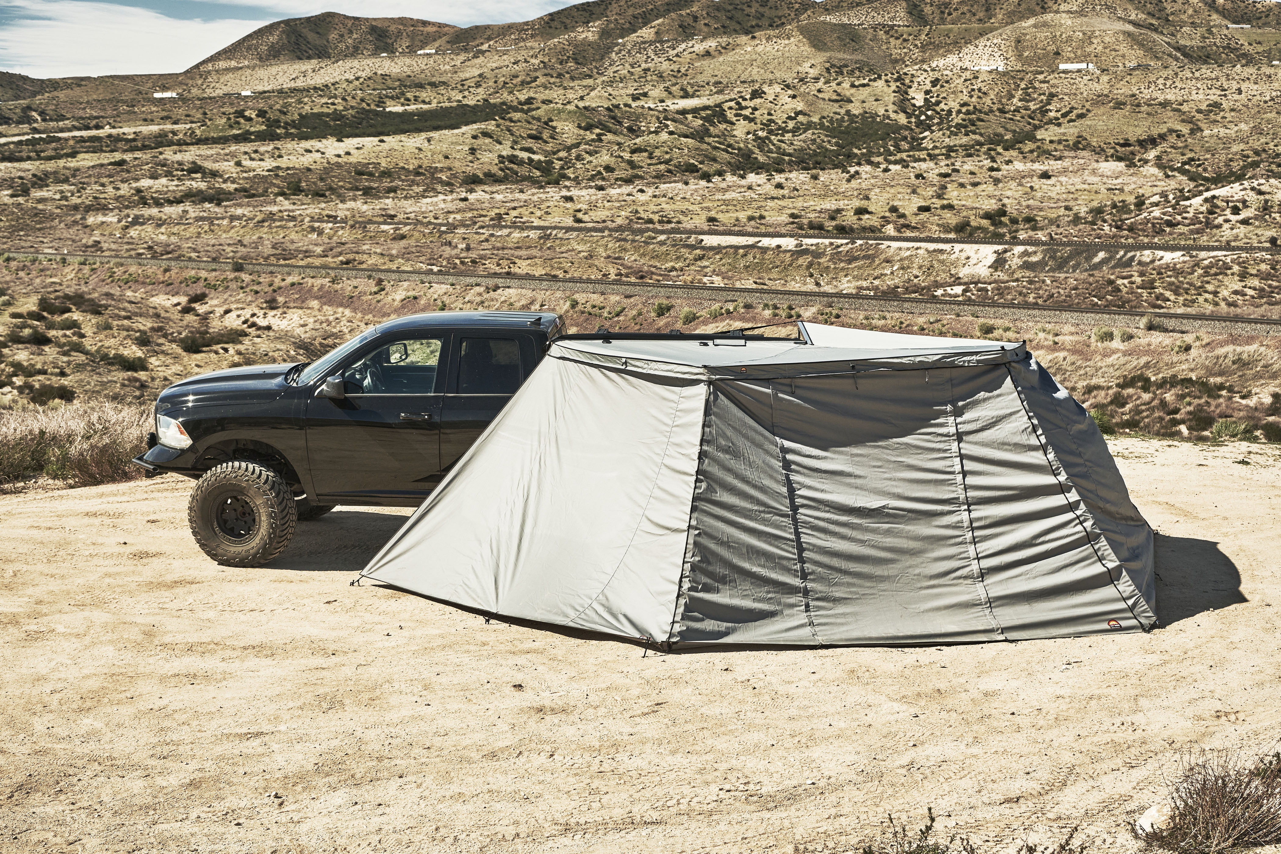 Body Armor 4x4 270 Degree Green Awning Wall Kit 11002