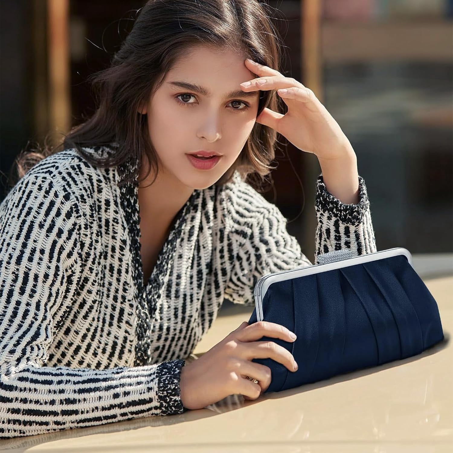 Women Elegant Evening Clutch Bag Small Formal Handbag Pleated Satin Shoulder Bag Simple Classic Purse