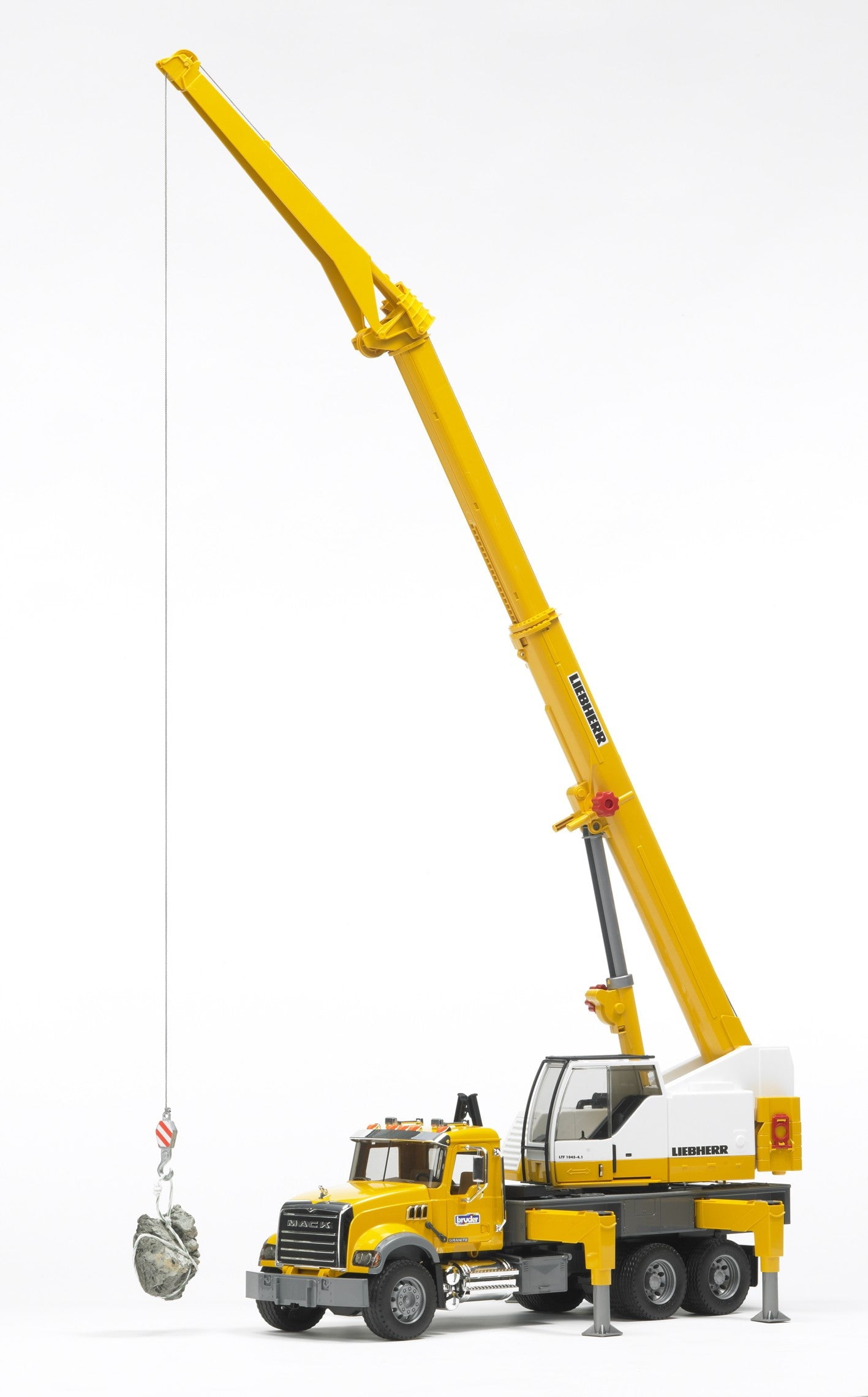 Bruder mack store crane