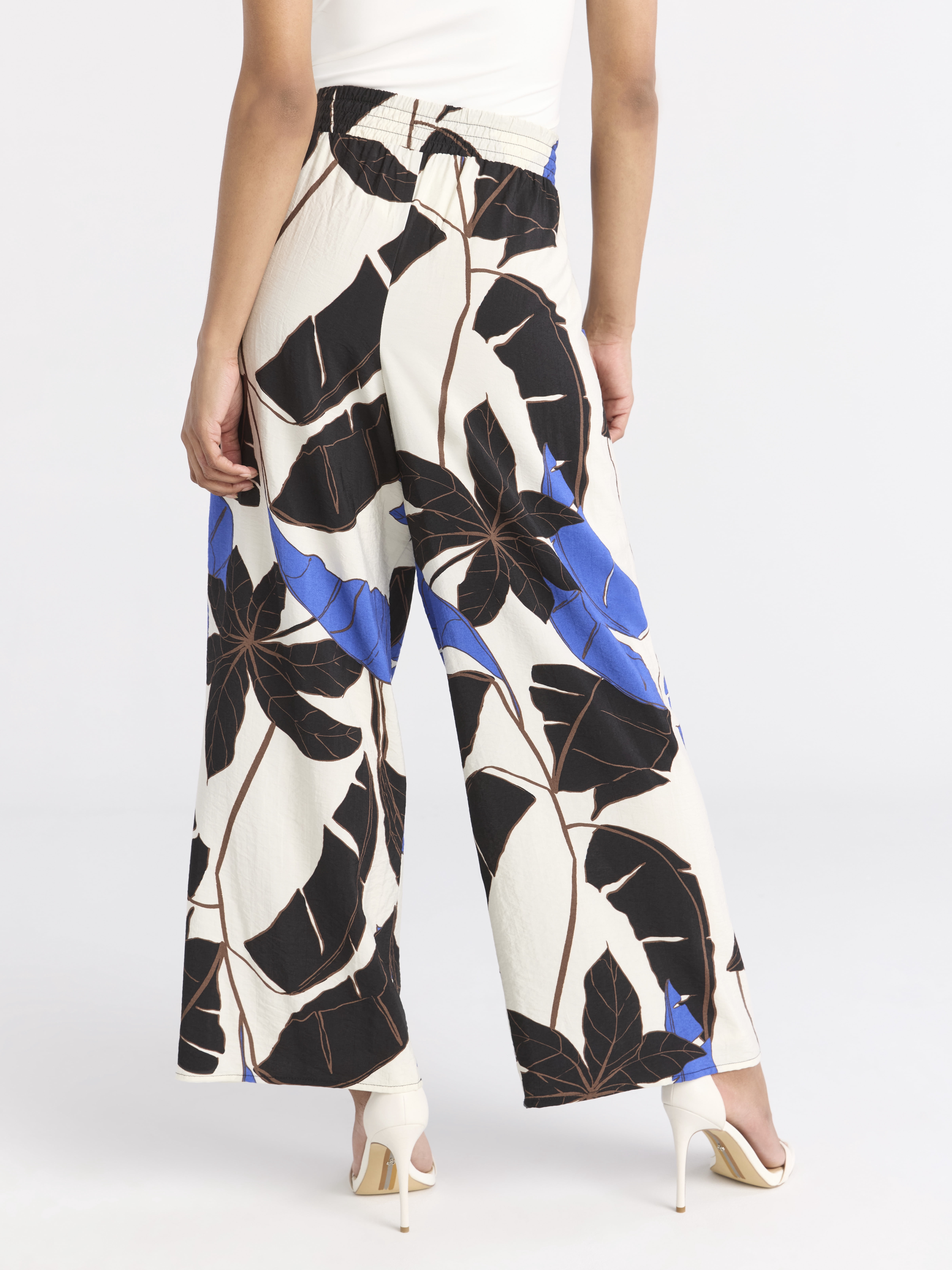 Sofia Jeans Women's and Women's Plus Drape Wide Leg Pants, 27" Inseam, Sizes XS-4X