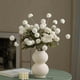 thumbnail image 2 of Flores artificiales de diente de león de varias ramas blancas, arreglo floral for decoración del hogar, sala de estar y escritorio., 2 of 4
