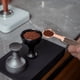 thumbnail image 5 of Cucharas medidoras de acero inoxidable con mango de madera | Acabado en oro rosa | Superficies pulidas de grado alimenticio | Juego de 5 piezas para hornear y cocinar, 5 of 6