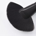 thumbnail image 1 of Brocha festoneada para rubor brocha para base suave pelo de nailon multifuncional para mujer JShteea Cuidado Belleza, 1 of 8