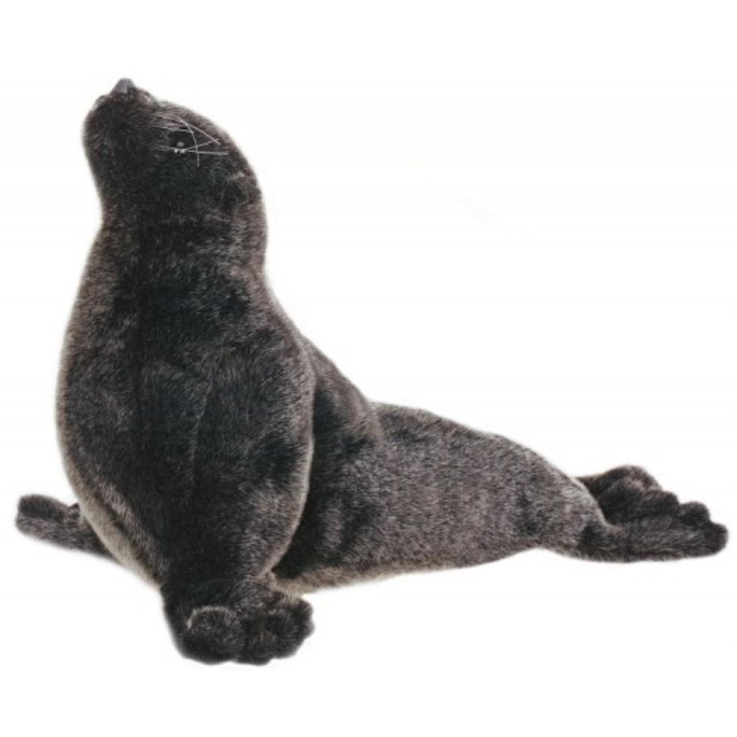 lifelike plush animals